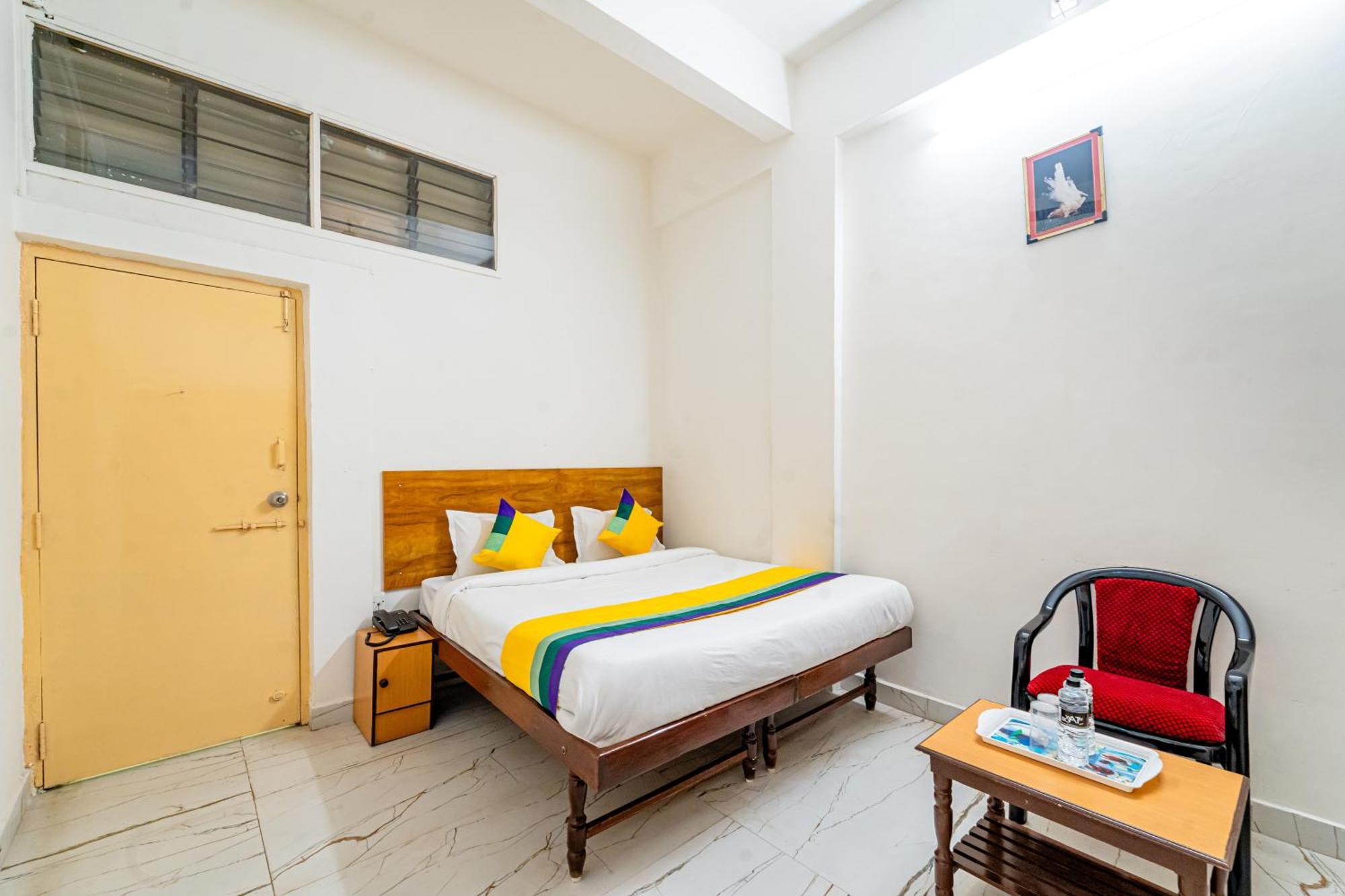 Itsy Hotels Mansi Насик Экстерьер фото
